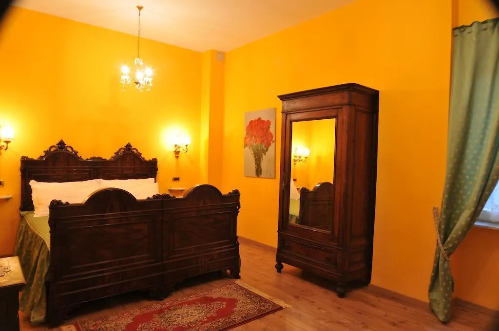 Casa Pagliano Bed & Breakfast Noli Italy